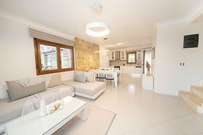 W Villas Halkidiki
