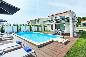 W Villas Halkidiki