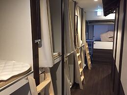 bnb+ Shinbashi - Hostel