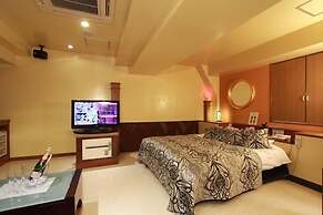 HOTEL WILL GATE
