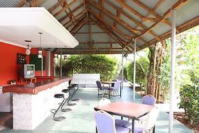 Safari Lodge Kunduchi