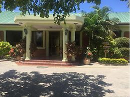 Safari Lodge Kunduchi