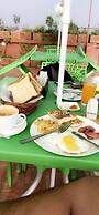 Vajra Guest House & Restaurant