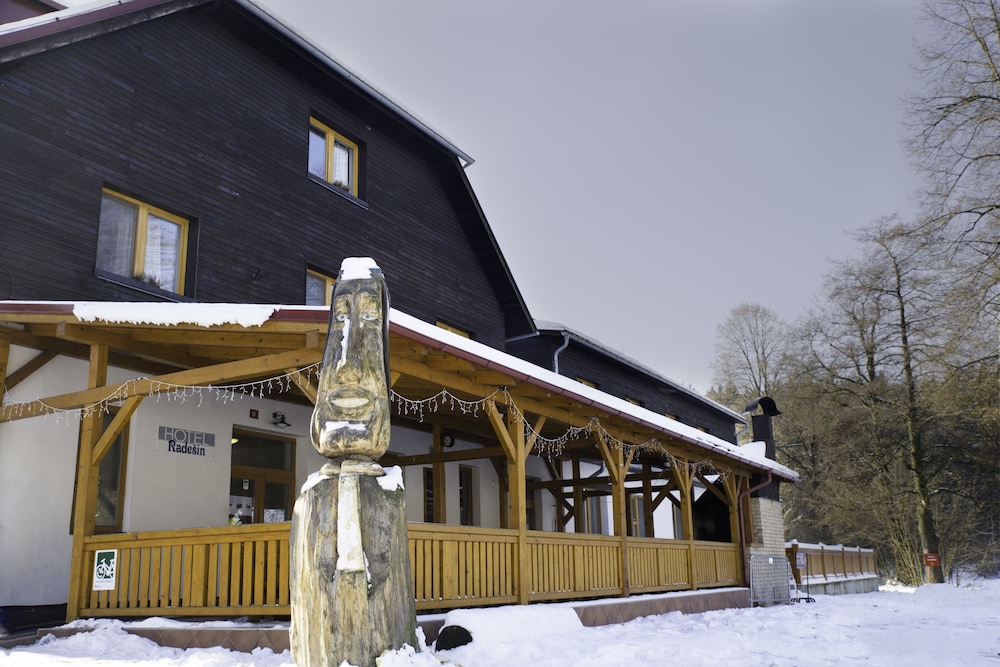 Balónový hotel a pivovar