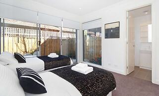 Caulfield Executive Apartment