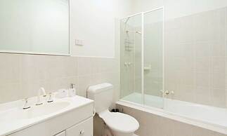 Smart Caulfield Townhouse