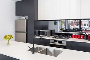 Executive 3 br Caulfield North