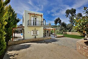 Elia Villa