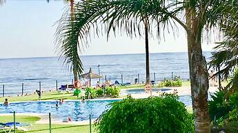 MI CAPRICHO C16 Luxury apartment on the beachfront