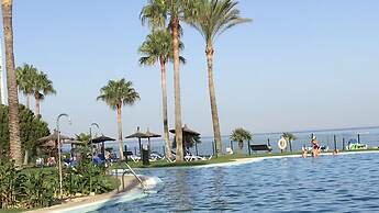 MI CAPRICHO C16 Luxury apartment on the beachfront