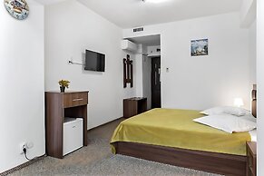 Lina Hotel
