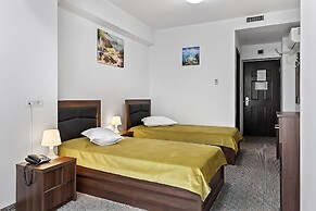 Lina Hotel
