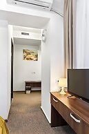 Lina Hotel