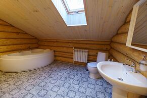 Eco Hotel Romanov Les