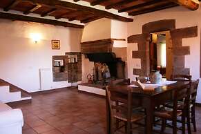 Stunning private villa with private pool, WIFI, TV, pets allowed and p