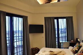 Hotel Rauw aan de Kade