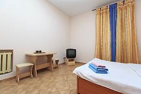 Guest House on Bessarabska Square