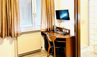 Garni-Hotel Adler