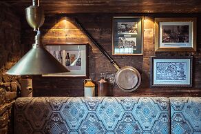 The Greyhound Inn Taunton