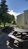 High Country Motel and Backpackers