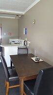 High Country Motel and Backpackers