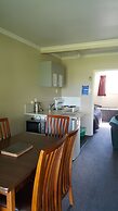 High Country Motel and Backpackers