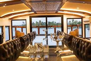 Cosy Houseboats