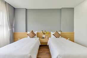 Magnolia Hotel