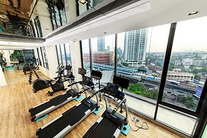 Civic Horizon Hotel & Residence