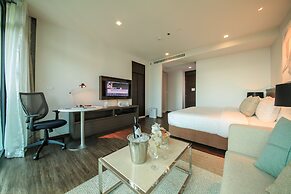 Civic Horizon Hotel & Residence