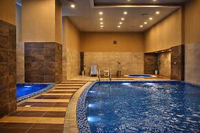 Centaurus Suites