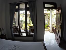 Gili Smile Bungalows