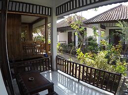 Gili Smile Bungalows