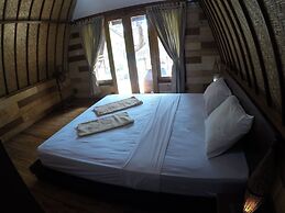 Gili Smile Bungalows