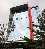 Hotel Dharmein