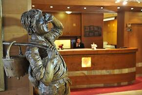 Hotel Excelsior Planet