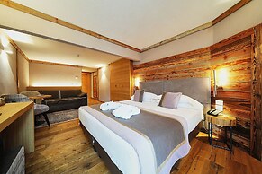 Hotel Excelsior Planet