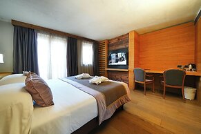 Hotel Excelsior Planet