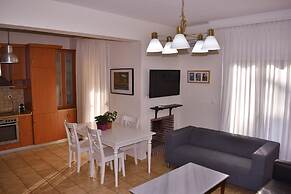 Kripis House