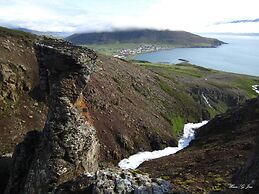 Grenivík Guesthouse