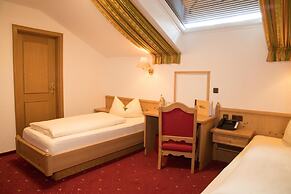 Hotel Bauer garni