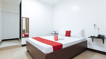 RedDoorz @ San Antonio Makati