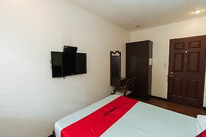 RedDoorz @ San Antonio Makati
