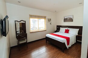 RedDoorz @ San Antonio Makati