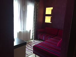 Cimenler Otel