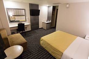 CaRry Hotel