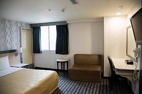 CaRry Hotel