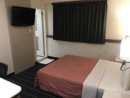 CaRry Hotel