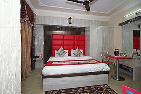 OYO 4816 Hotel Ganpati Plaza