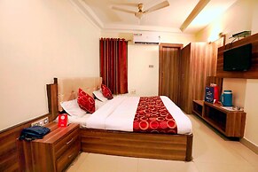 OYO 4126 C T Palace